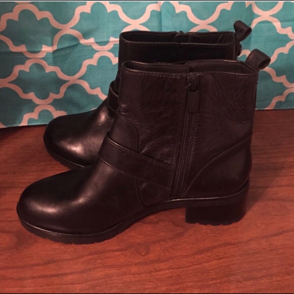 Michael Kors Jet Set black boots, NWOT - Picture 2 of 4